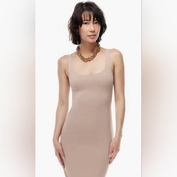 Babaton Dresses & Skirts - ARITZIA BABATON SCULPTING MIDI DRESS PINK BODYCON SLIP XS Contour Square Neck